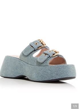 Moschino Buckle Platform Slides
Denim Blue with Gold Hardware
Size EU 41 / US 10